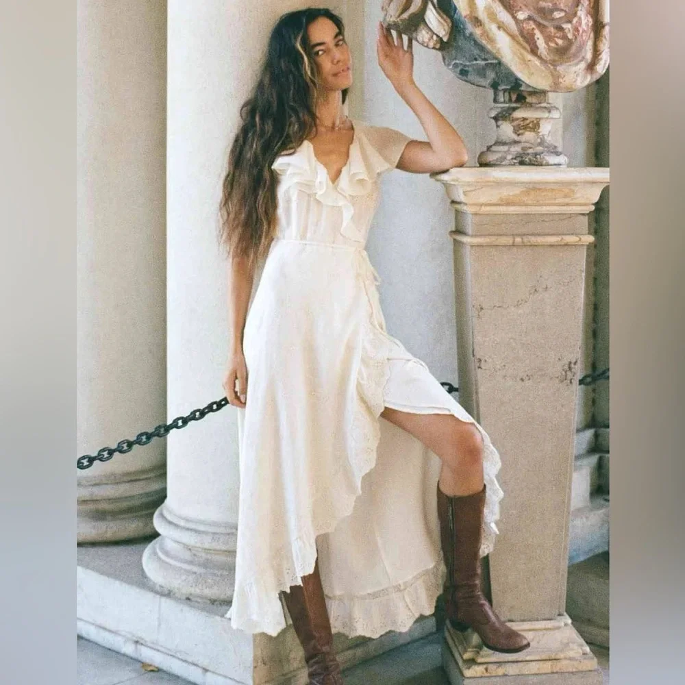 NWT Christy Dawn Camilla Dress in Ivory Embroider - Picture 3 of 9